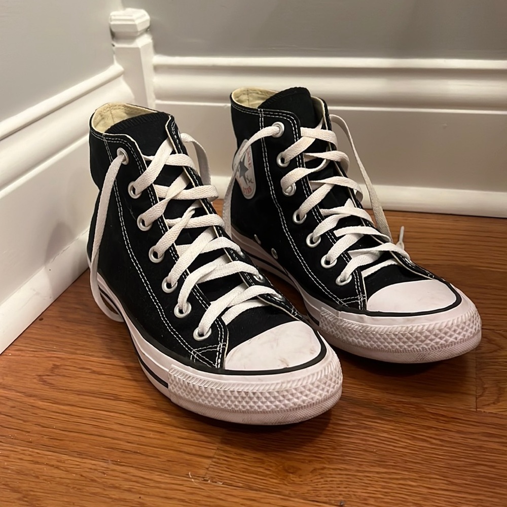 Black high top converse